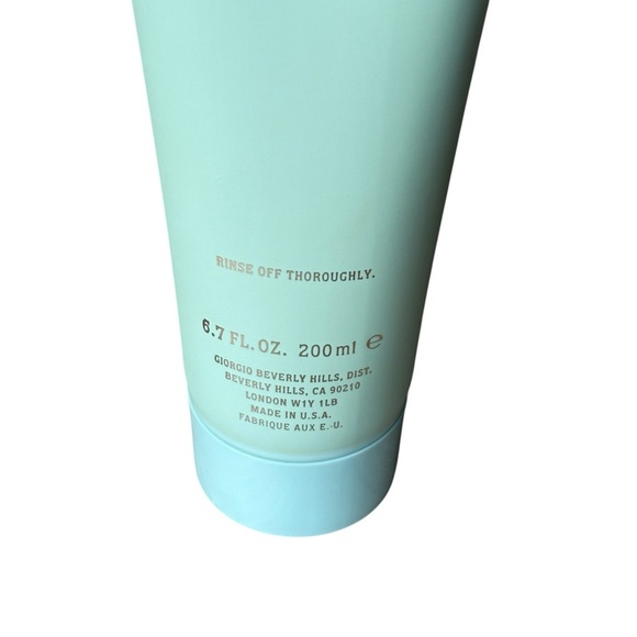 Giorgio Beverly Hills Wings Extraordinary Perfumed Shower Gel 6.7 oz RARE - Picture 4 of 5